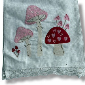 NEW Rachel Zoe VALENTINE MUSHROOM HEART TABLE RUNNER Applique 14x72” Huck Cloth